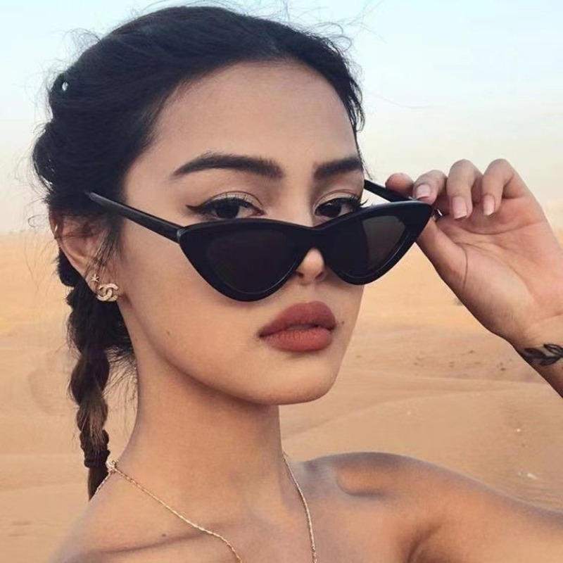 Occhiali da Sole Sexy a Triang - Streetwear Brand With Eye recensione e prezzo