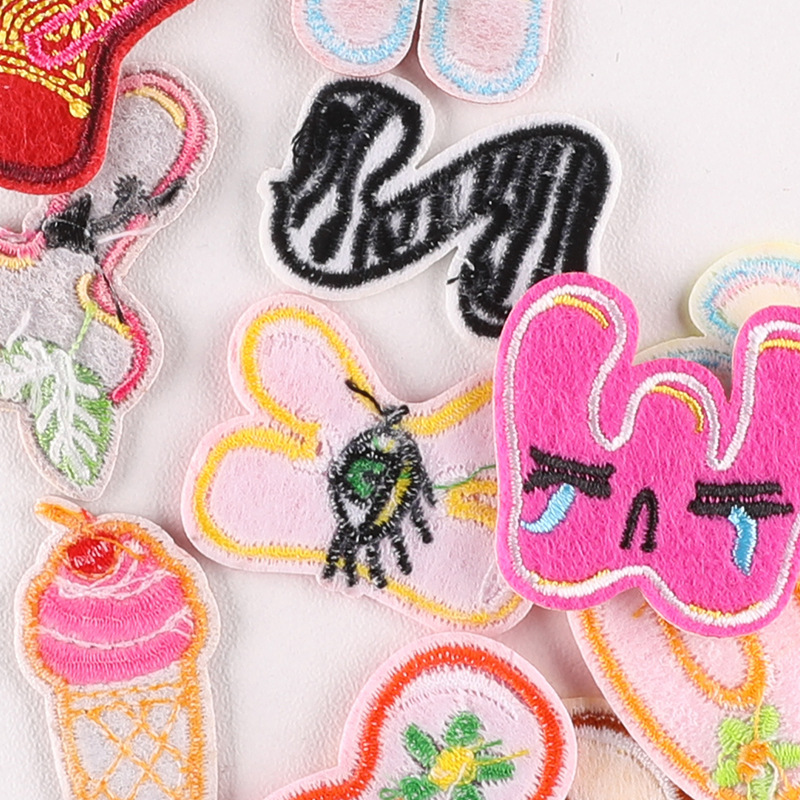 26 pz/set Sfuso Lettera Patch  - Streetwear Brand Stickers recensione e prezzo